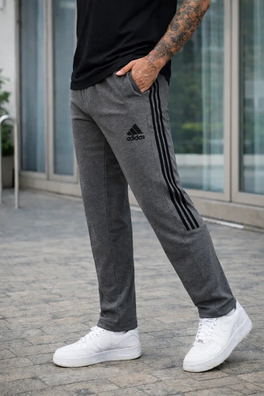 Iconic 3-Stripe Essential Track Pants